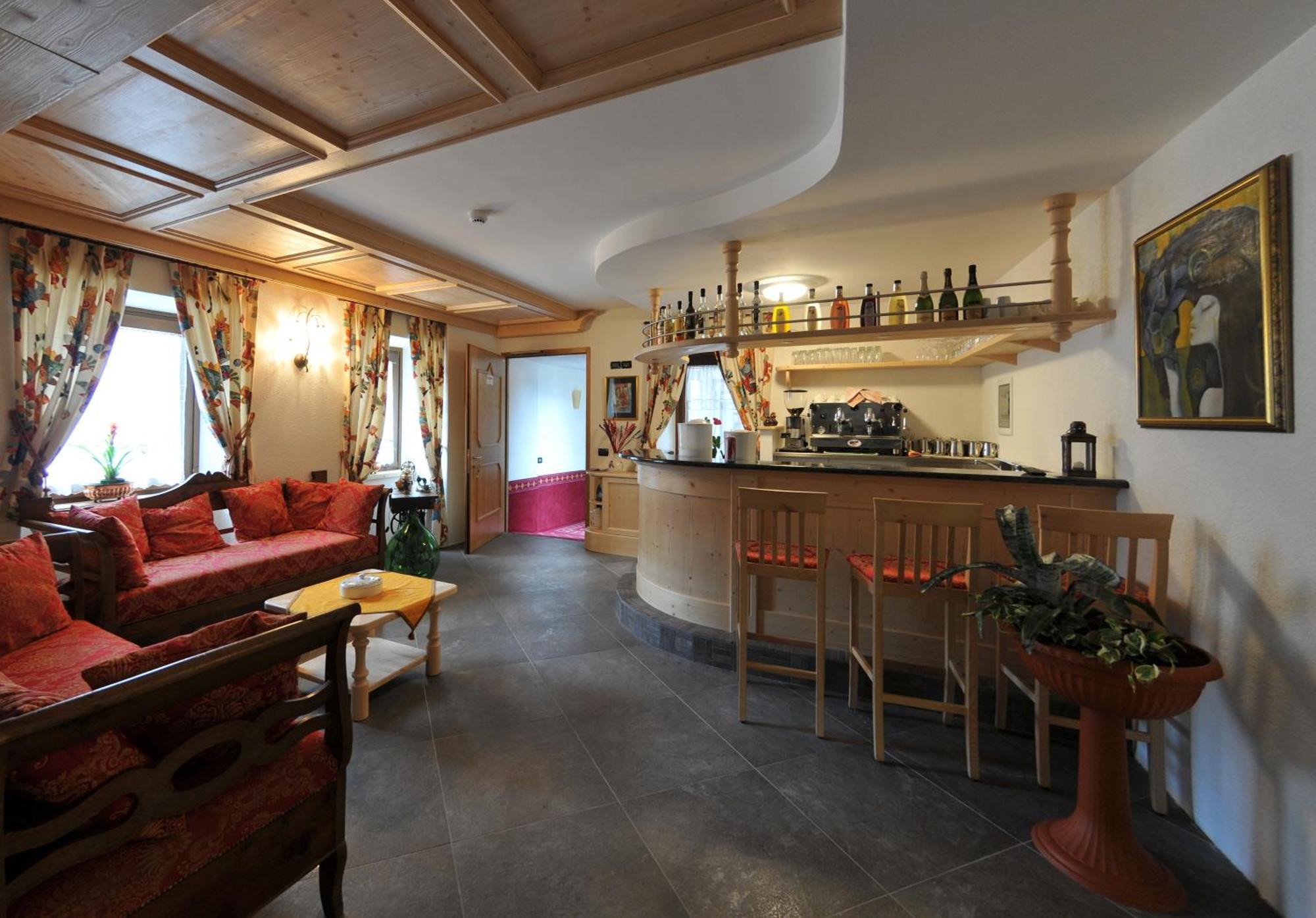 Hotel Il Maniero Ossana Extérieur photo
